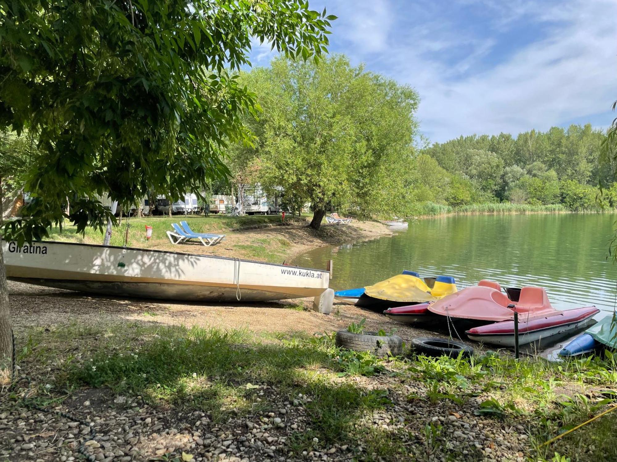 Camping Oaza Бела-Црква Экстерьер фото