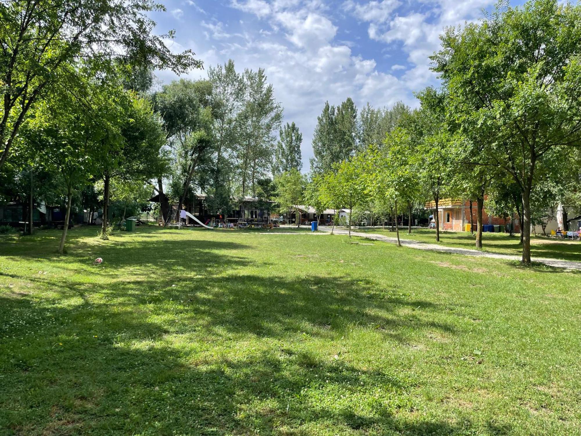 Camping Oaza Бела-Црква Экстерьер фото